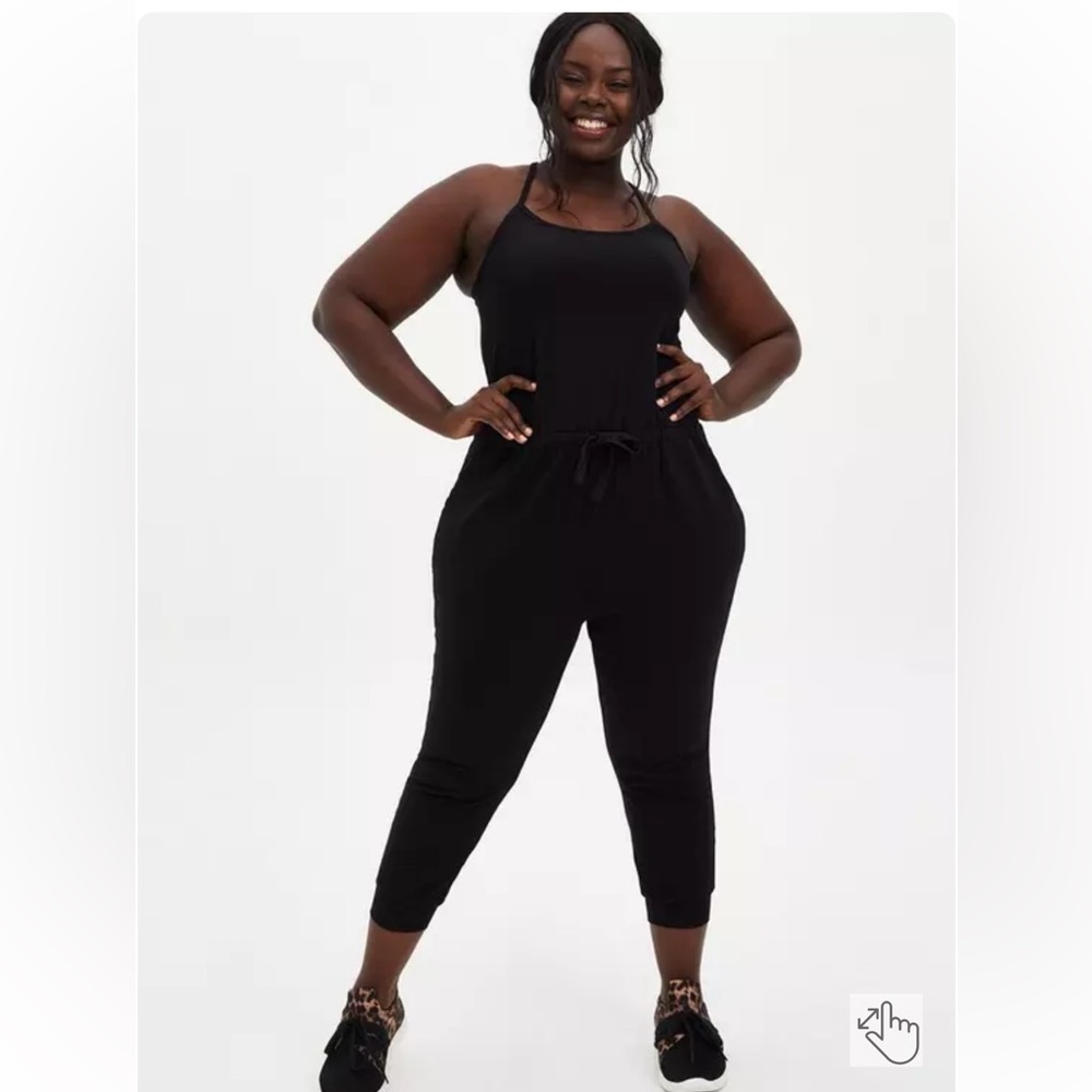 TORRID Black Crisscross Back Crop Active Jumpsuit - Size 1 - Picture 2 of 12